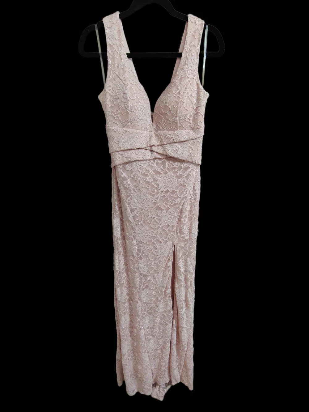 Emerald Sundae Blush Lace Maxi Dress with V-Neck